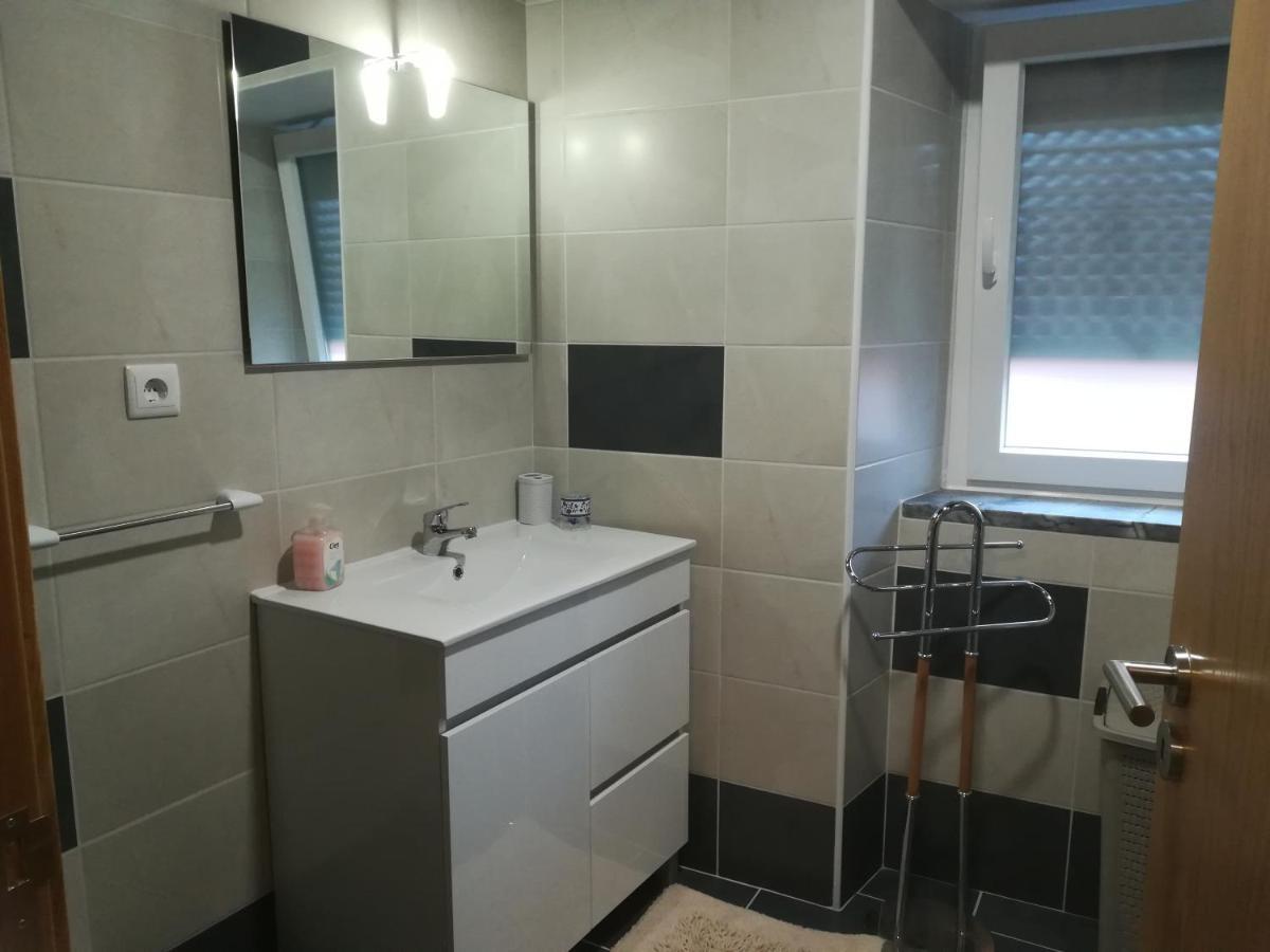 Casa Do Sapateiro Apartment Sobral de Sao Miguel